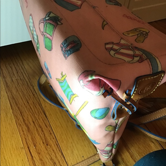 Vintage Dooney & Bourke Beach Themed Handbag - Picture 13 of 16